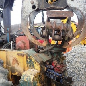 foto harvestor LKT 120 +přívěs